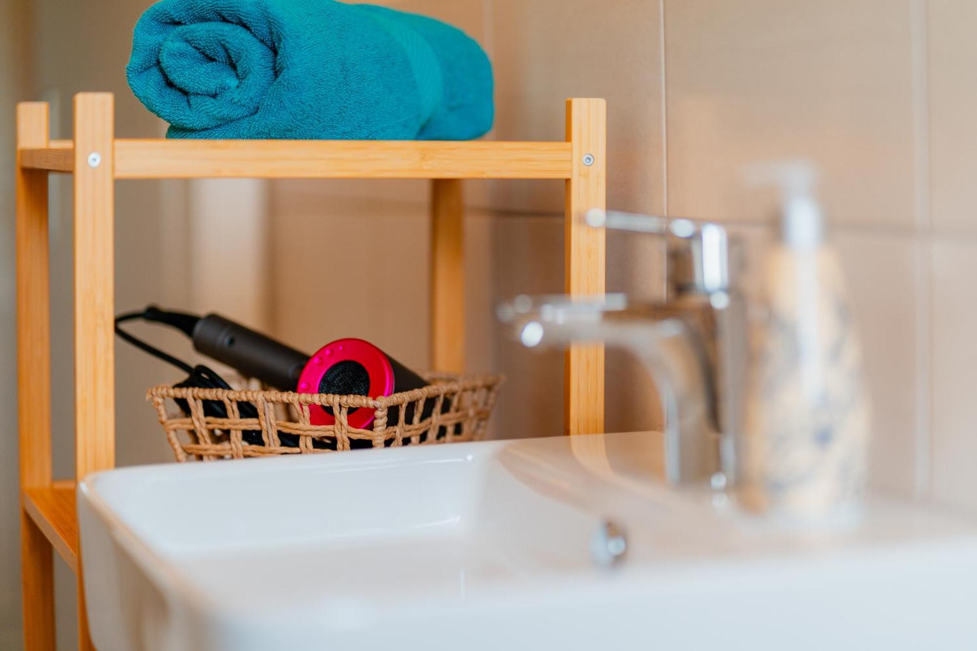 Zentrale Wohlfuehlwohnung - Ideal Fuer Ihren Urlaub Oder Die Geschaeftsreise มัคเดอบวร์ก ภายนอก รูปภาพ